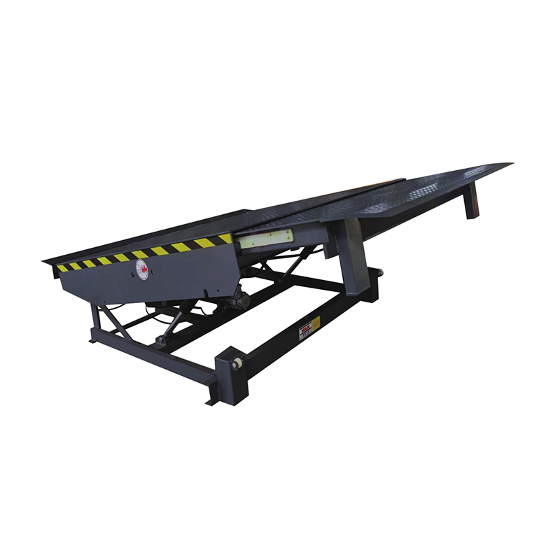 DL-2000 Industrial Dock Leveler With Telescopic Lip