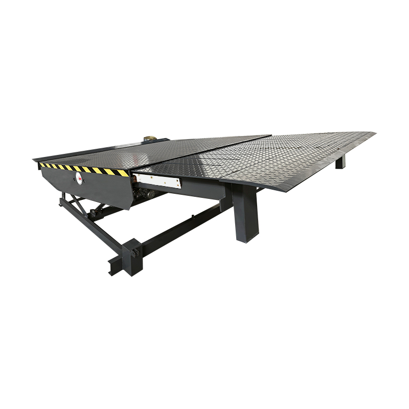 DL-2000 Industrial Dock Leveler With Telescopic Lip